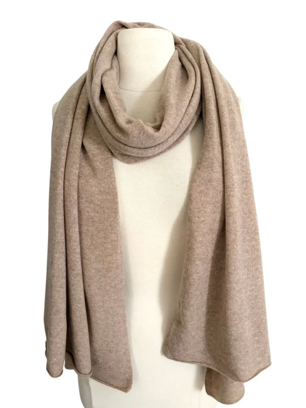 QUINCE cashmere wrap scarf Oatmeal beige